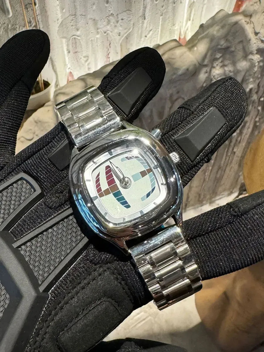 Monolith Bijou Sound — Fini les montres connectées ennuyeuses.