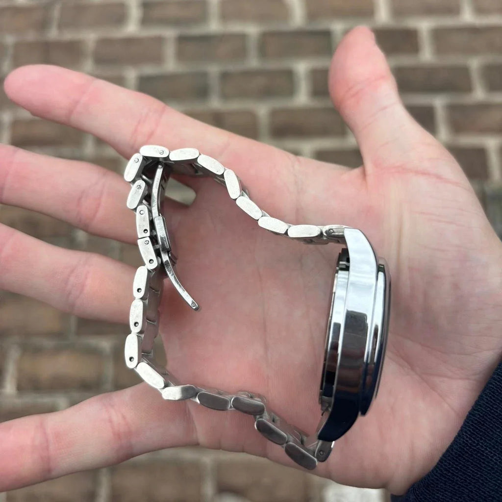 Monolith Bijou Sound — Fini les montres connectées ennuyeuses.